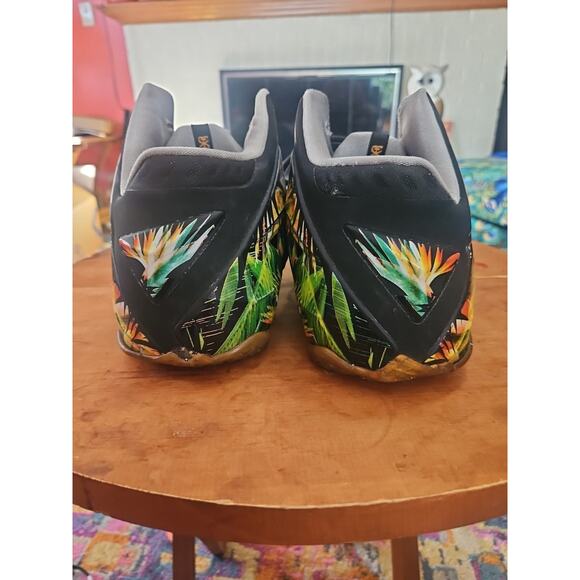 Nike LeBron 11 “Everglades” Size 11 Black And Multi-colored Good Used Condition - Picture 10 of 16